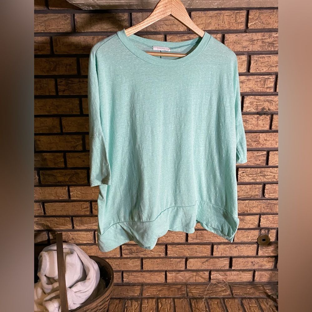 ‎Gorgeous blue reborn j top